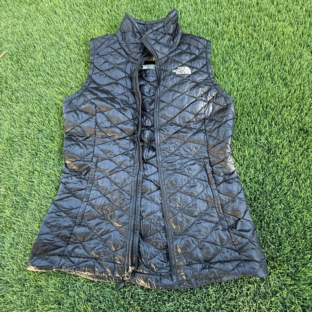 The North Face Women's Quilted Black Vest XS